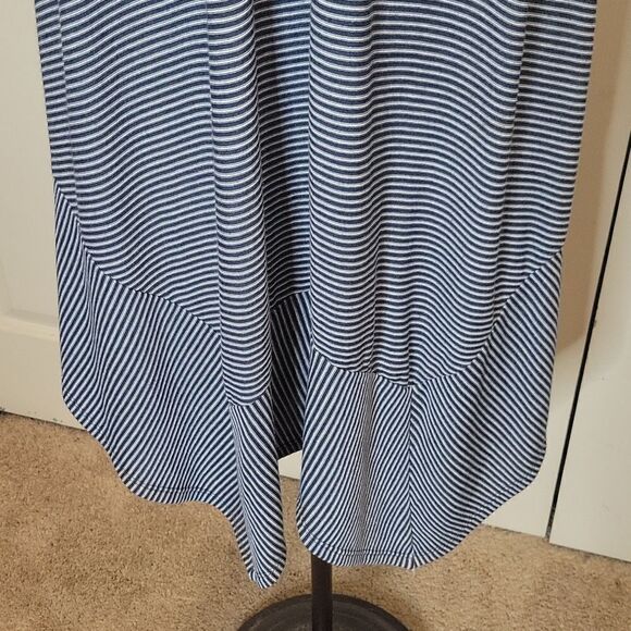 COA Maternity Dress Size XS - Picture 2 of 8